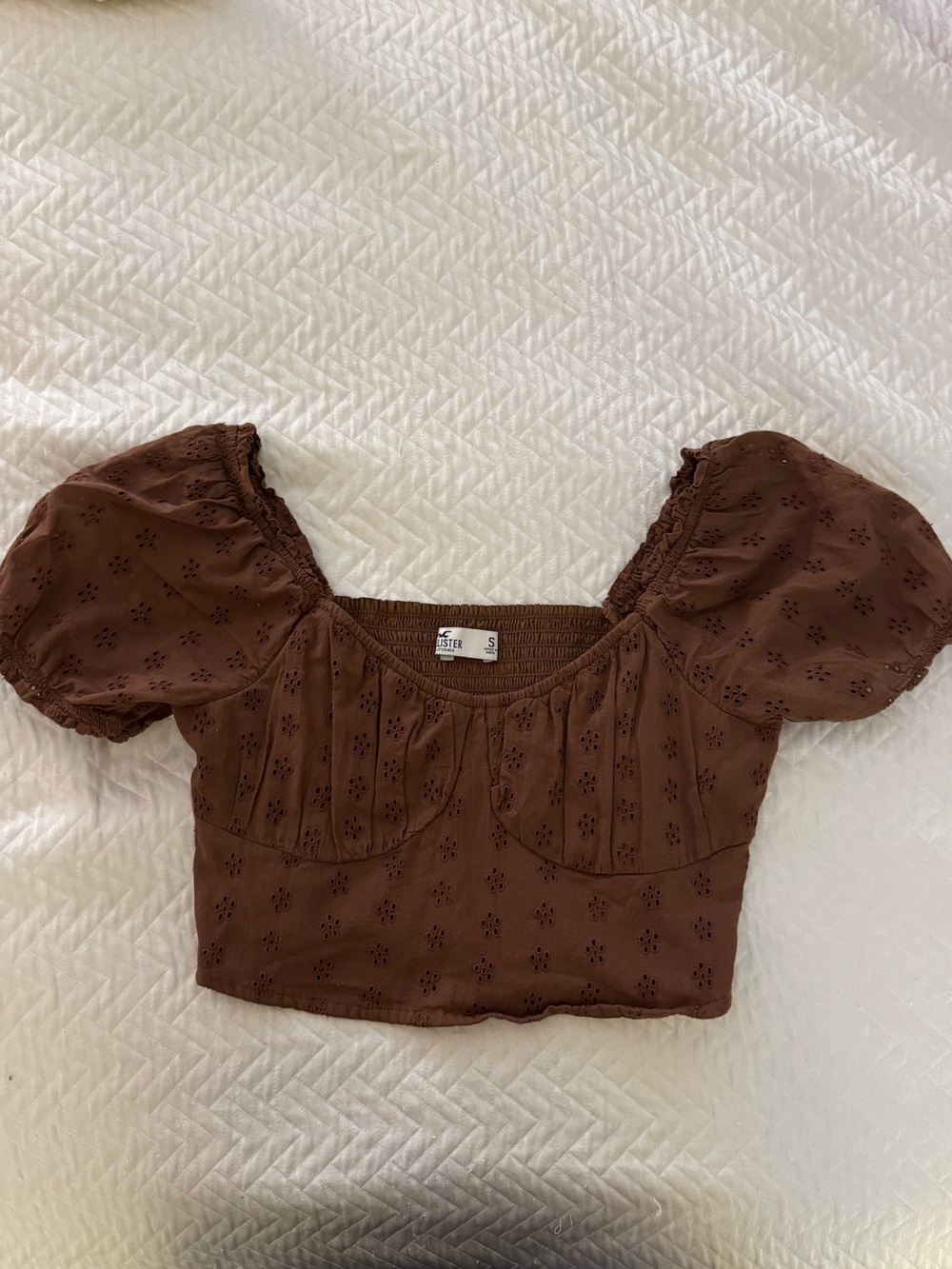 Hollister Brown Eyelet Puff-Sleeve Crop Top